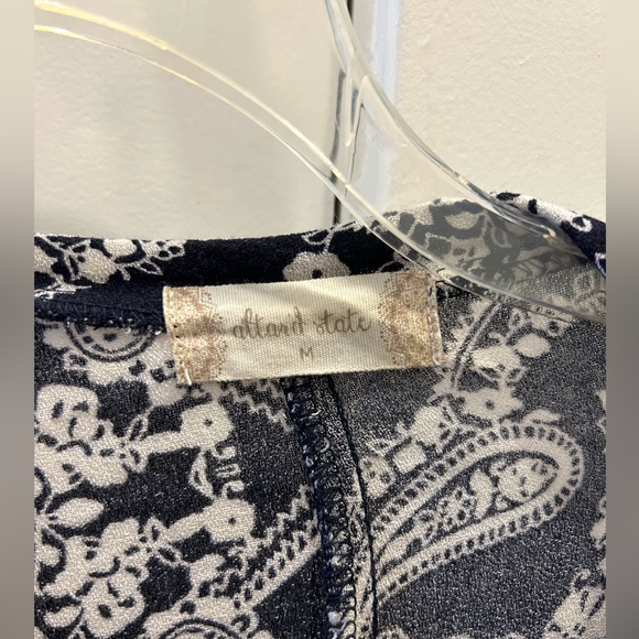 Altar’d State Top - Picture 4 of 4